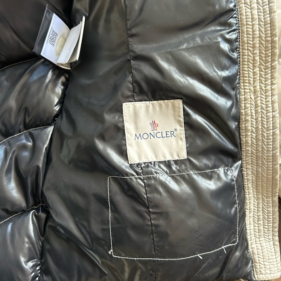 Moncler Akebia Giubotto Down Jacket - Size 3 - Picture 2 of 9